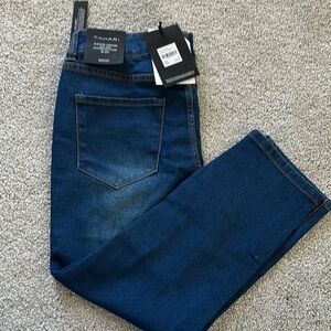 Tahari mid rise button fly capri jeans size 8/29